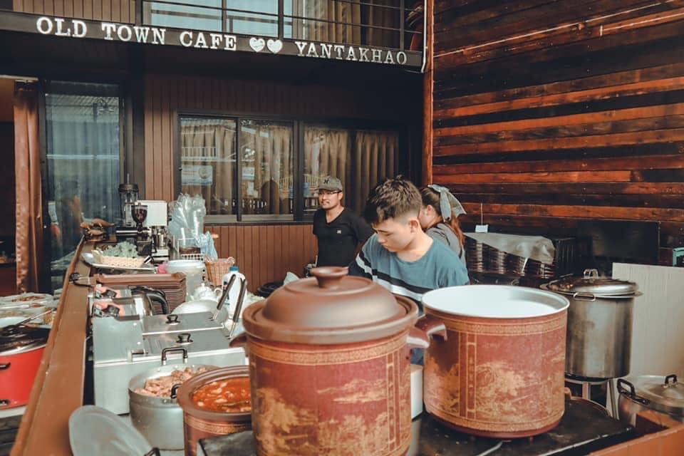 ย่านตาขาว OLD TOWN CAFE, YANTAKHAO
